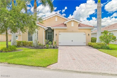 Lake Home For Sale in Fort Myers, Florida