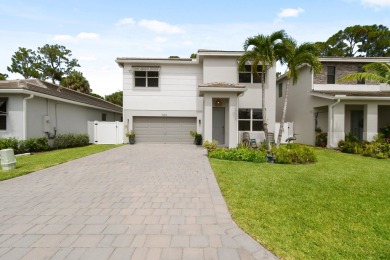 Lake Home For Sale in Jupiter, Florida