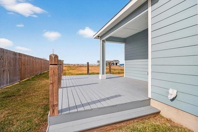 Welcome to your coastal retreat in the heart of Rockport! This - photo 12