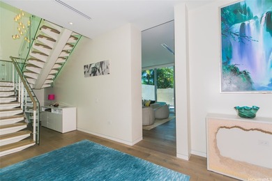 A private 4 bedroom, two-level home with its own 2,799 sf - photo 18