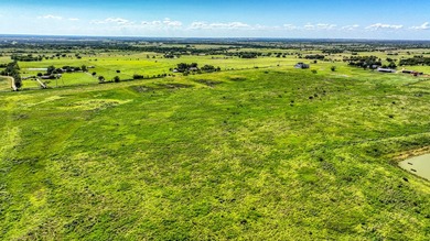 Discover over 187 acres of prime land in the highly desirable - photo 2