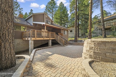 Beautifully crafted mountain home on over half an acre with - photo 4