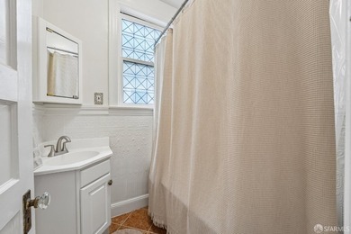 Presidio Heights at its finest! This spacious three-bedroom - photo 38