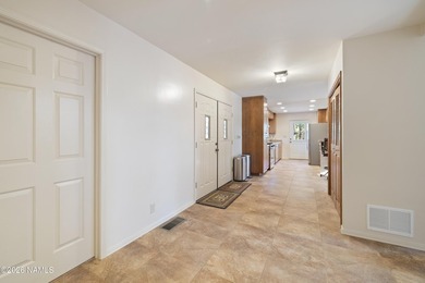 Beautifully crafted mountain home on over half an acre with - photo 9