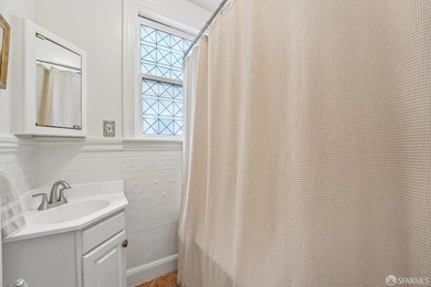 Presidio Heights at its finest! This spacious three-bedroom - photo 39