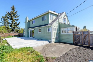 Welcome to 405 W. Spruce St. in Sequim! This charming, oversized - photo 41