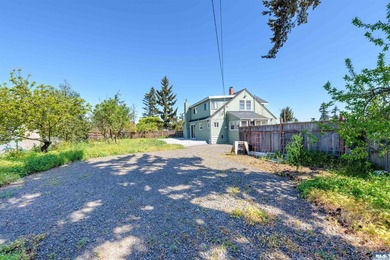 Welcome to 405 W. Spruce St. in Sequim! This charming, oversized - photo 43