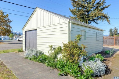 Welcome to 405 W. Spruce St. in Sequim! This charming, oversized - photo 45