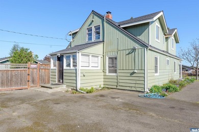 Welcome to 405 W. Spruce St. in Sequim! This charming, oversized - photo 46