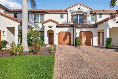 (private lake, pond, coastal) Condo For Sale in Fort Myers Florida