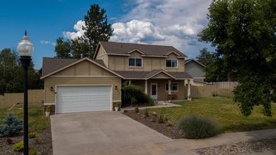 Upper Klamath Lake Home For Sale in Klamath Falls Oregon
