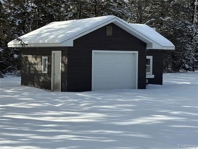 Exceptional Build-Ready Opportunity in Lost Lake Woods Club.
