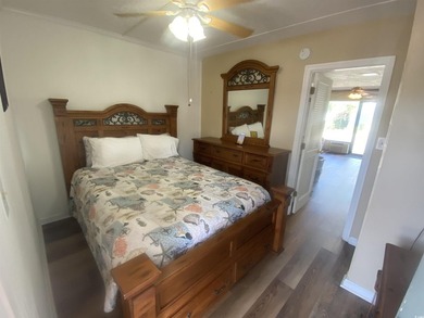Great Location! Great getaway condo located conveniently on - photo 7