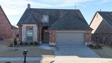 (private lake, pond, creek) Home Sale Pending in Tulsa Oklahoma