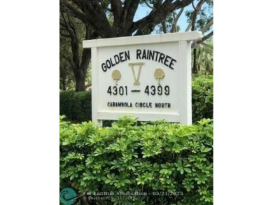 Lake Townhome/Townhouse For Sale in Coconut Creek, Florida