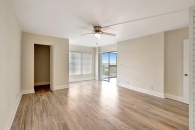 PRICE DROP! SELLER WILL PREPAY 3 MO OF HOA ($2583 VALUE) Fully - photo 13