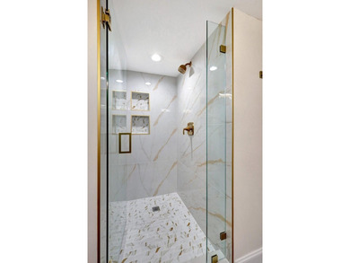 PRICE DROP! SELLER WILL PREPAY 3 MO OF HOA ($2583 VALUE) Fully - photo 19