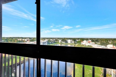 PRICE DROP! SELLER WILL PREPAY 3 MO OF HOA ($2583 VALUE) Fully - photo 25