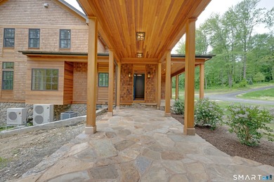 Extraordinary Waterfront Estate. Set on an exceptional 5.5-acre - photo 30