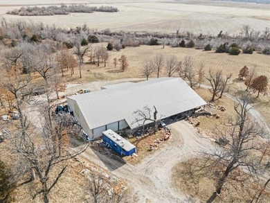 Gorgeous land and setting! If you're looking for privacy and - photo 31