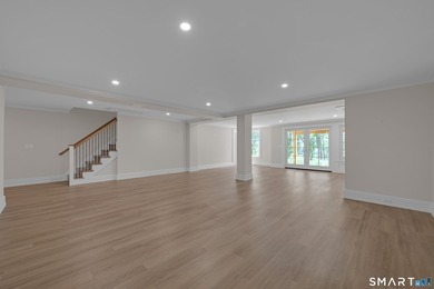 Extraordinary Waterfront Estate. Set on an exceptional 5.5-acre - photo 33