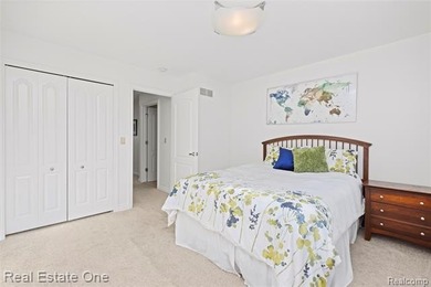 Location, Location, Location!! Beautifully appointed end unit - photo 33