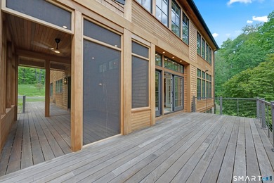 Extraordinary Waterfront Estate. Set on an exceptional 5.5-acre - photo 38