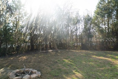 Bright, spacious, and move-in ready, this 4-bedroom, 3-bath home - photo 2
