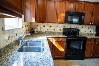 Bright, spacious, and move-in ready, this 4-bedroom, 3-bath home - photo 10