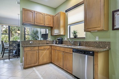 This wonderful 2 story townhouse is in south Stuart off US 1 - photo 11
