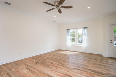 Stunning New Construction Offering Exceptional Craftsmanship & - photo 13