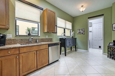 This wonderful 2 story townhouse is in south Stuart off US 1 - photo 13