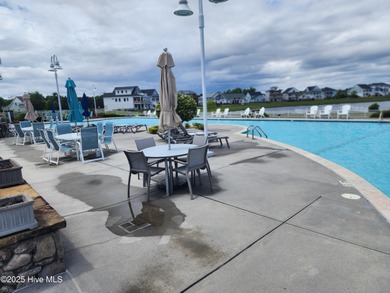 Perfectly located 4 Bedroom / 3.5 Bath home with an ADDITIONAL