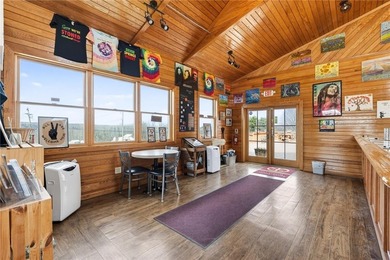 Set in the heart of the breathtaking Finger Lakes region, this - photo 18