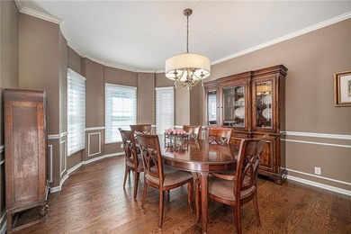 SEPARATE LIVING SPACE WITH 4TH CAR GARAGE AND SEPERATE ENTRANCE!