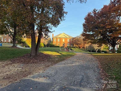 Lake Hickory Home Active Under Contract in Hickory North Carolina