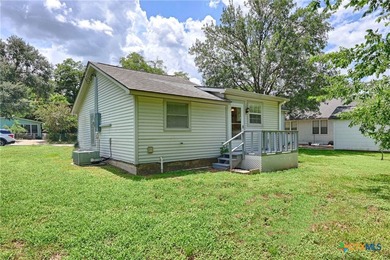 Welcome home to 903 N. Glendale Street in the heart of - photo 22