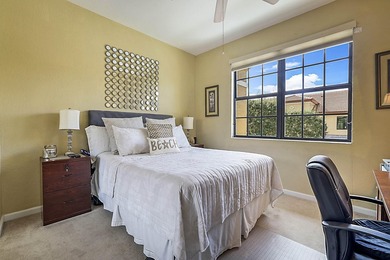 This wonderful 2 story townhouse is in south Stuart off US 1 - photo 24