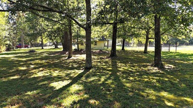 3-bedroom, 3-bath brick home with approximately 2,403 square - photo 30