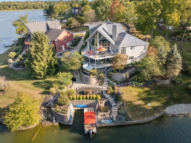 Spectacular lakefront, ready to move in! - Lake Home For Sale in Lawrenceburg, Indiana
