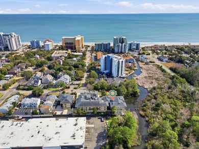 Just a very short walk to the beach, this beautifully maintained