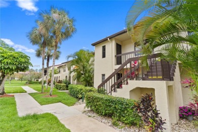Lake Condo For Sale in Boca Raton, Florida