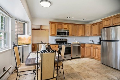 New To Market! Charming Walkway to 3 Bedroom Ranch with Nice - photo 9