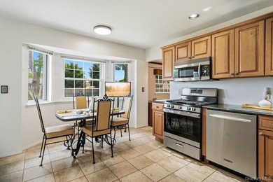 New To Market! Charming Walkway to 3 Bedroom Ranch with Nice - photo 10