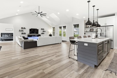 Tucked away on a private cul-de-sac of just six custom homes - photo 9