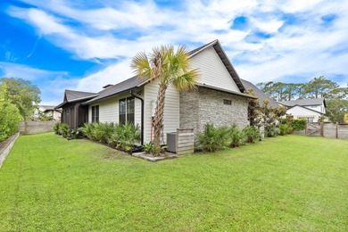 Tucked away on a private cul-de-sac of just six custom homes - photo 10