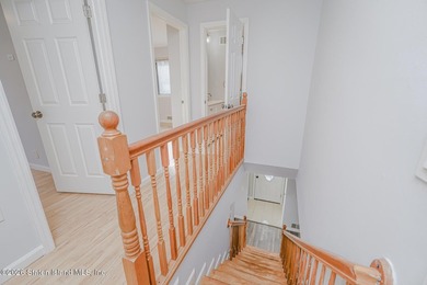 Welcome to The Oaks at Latourette, where comfort and convenience - photo 13