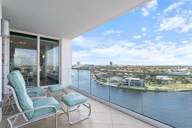 Designer renovated and furnished modern showplace in highly - photo 22