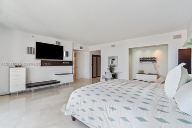 Designer renovated and furnished modern showplace in highly - photo 29