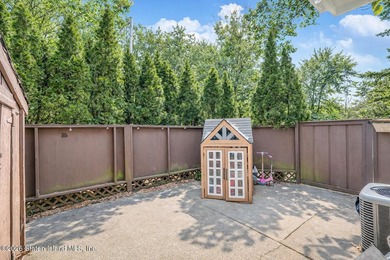 Welcome to The Oaks at Latourette, where comfort and convenience - photo 28